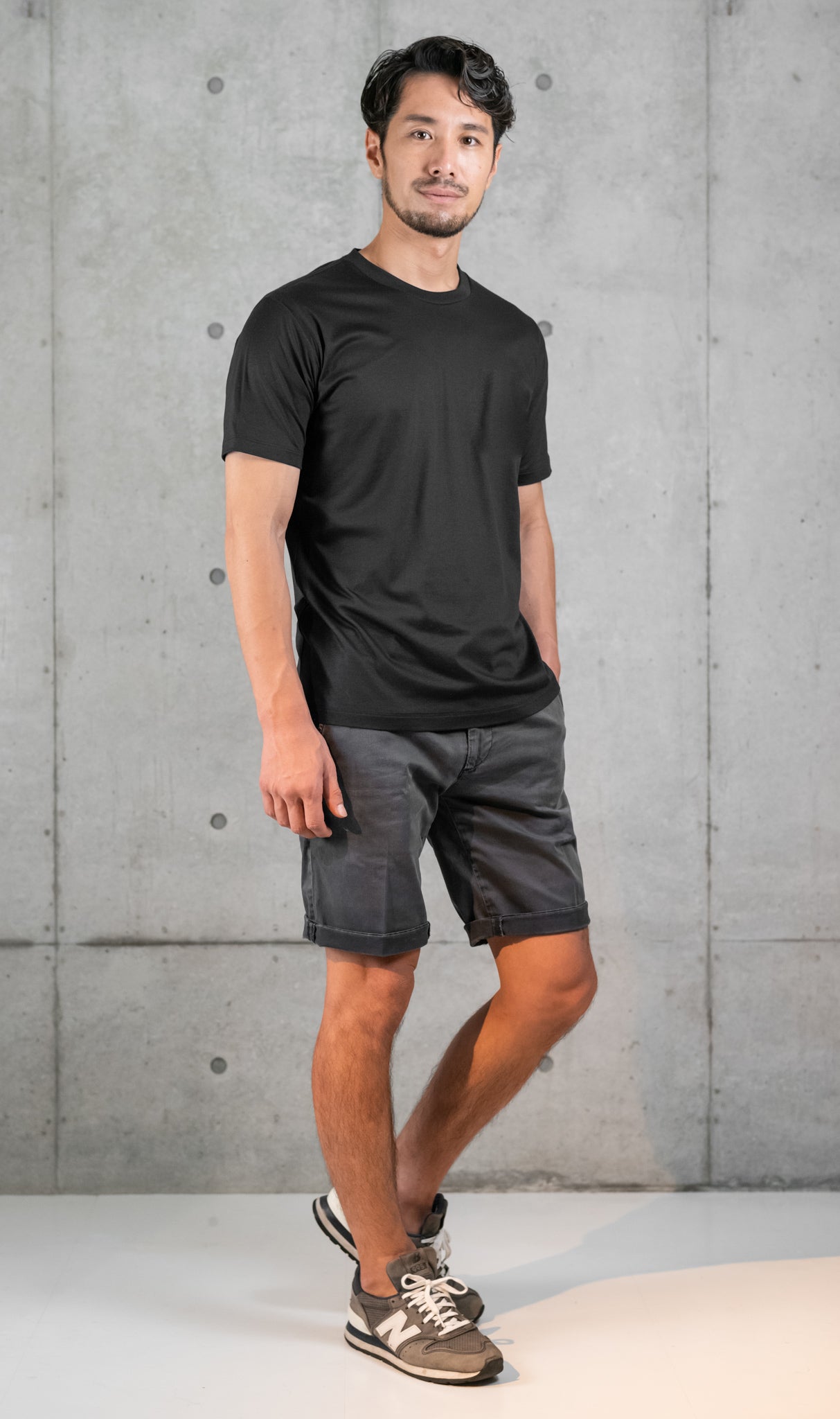 Short Sleeve Slim Fit Crew Neck T-shirt 3-Toryu (Black)